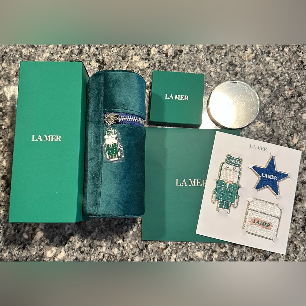 LaMer accessory set